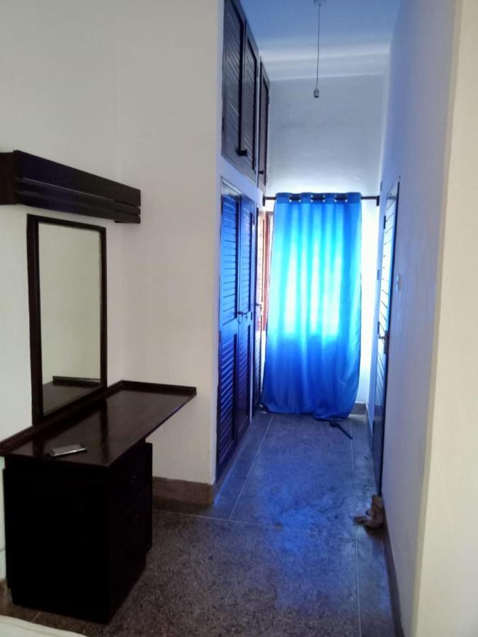 Halisi Stays 1Bed Near Sgr/Airport Mombasa Kültér fotó
